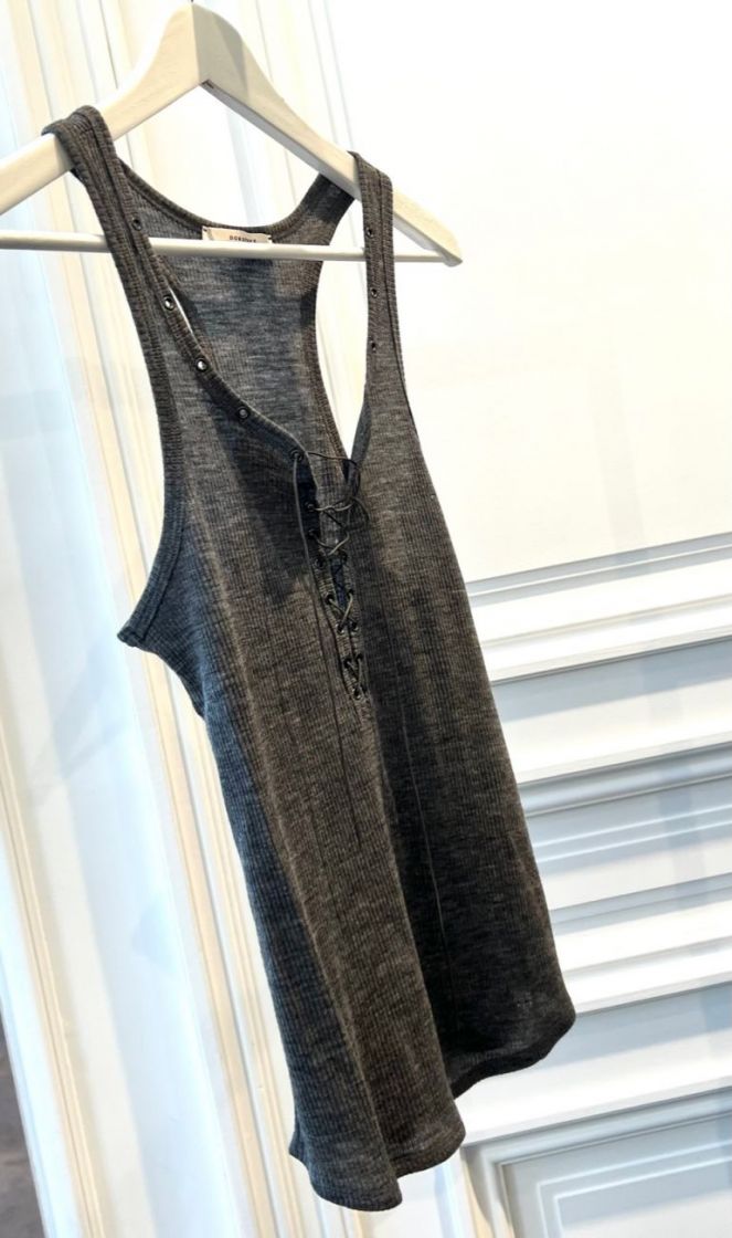  DARK GREY