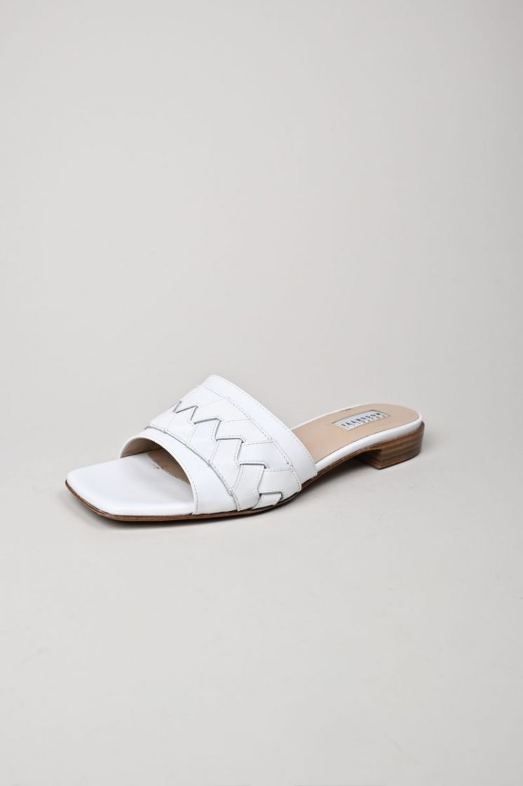 ANTIQUE BIANCO