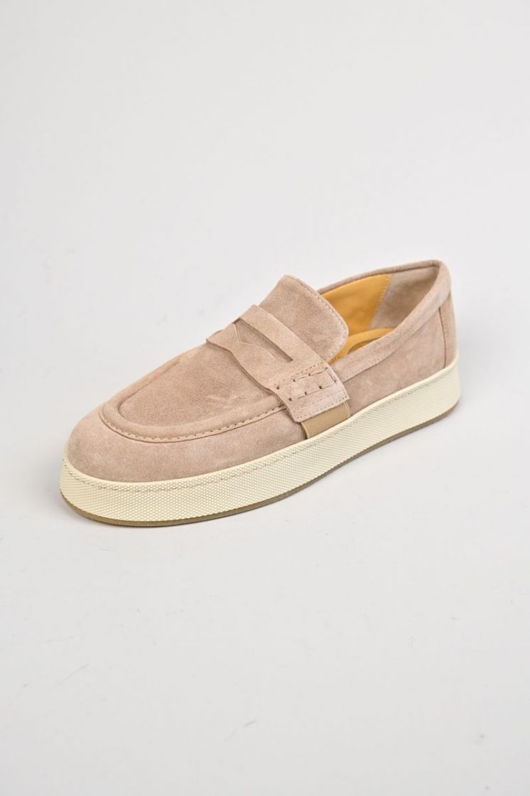 LIGHT BEIGE